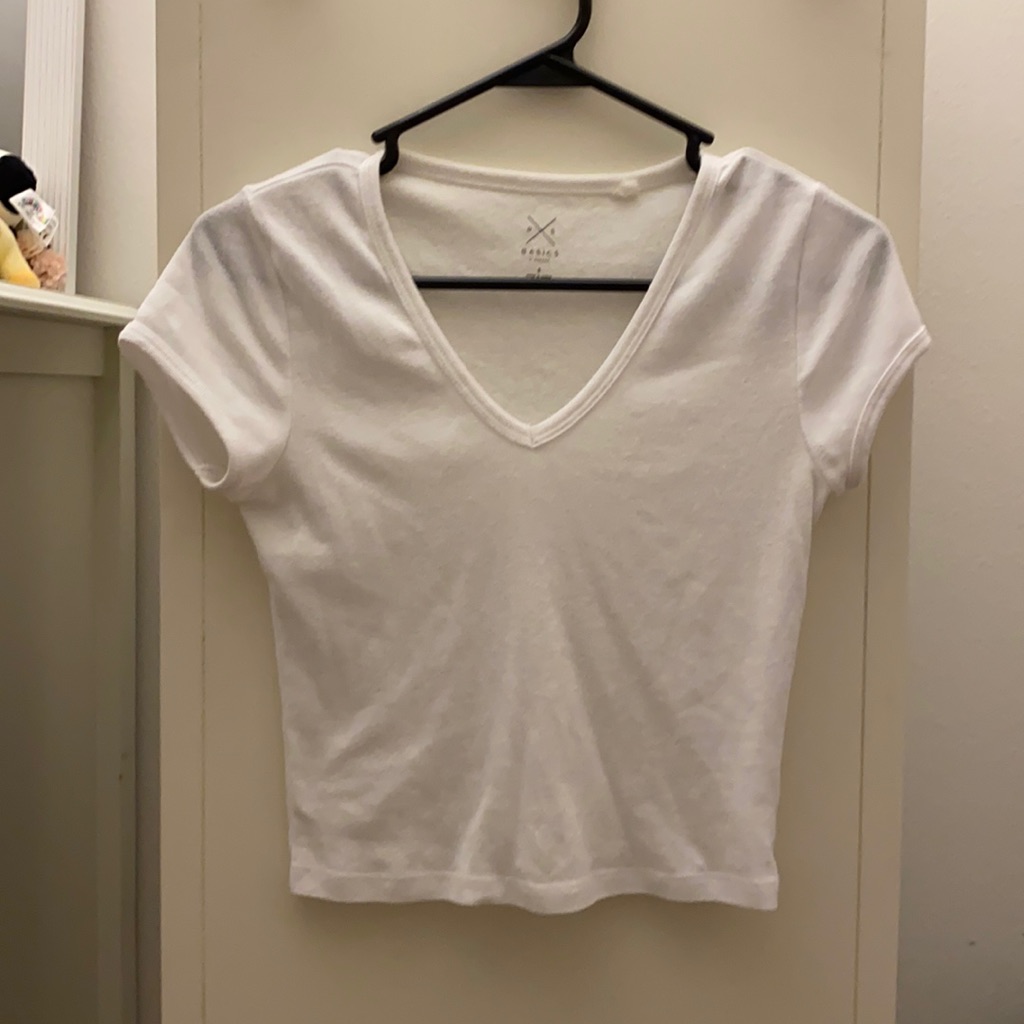 White Basic V Neck Fitted Tee
